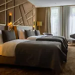 Art Rotterdam-fully Renovated 4* Rotterdam