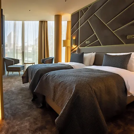 Art Rotterdam-fully Renovated Hotel Rotterdam