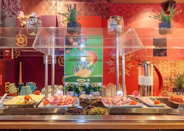 Hotell Art Rotterdam-fully Renovated 4*