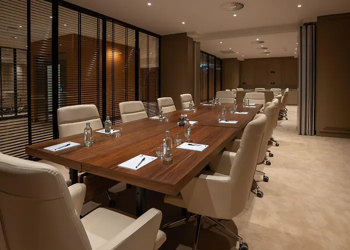 Hotel Art Rotterdam-fully Renovated