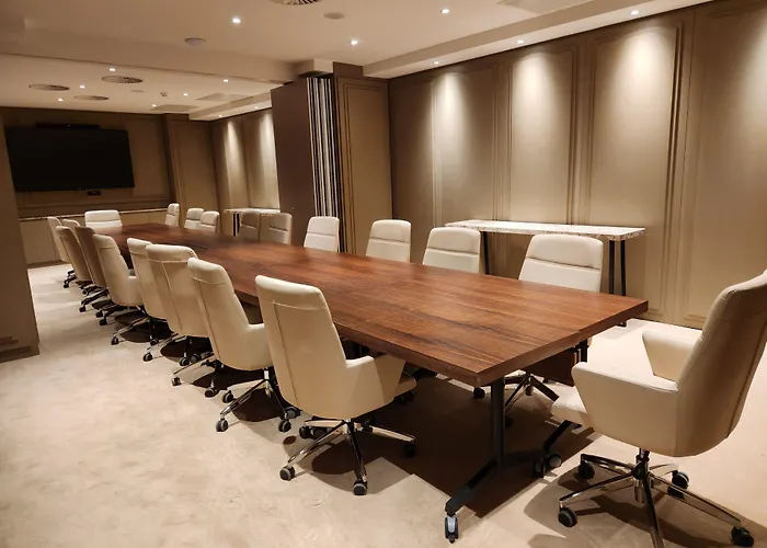 Art Rotterdam-fully Renovated Hotel