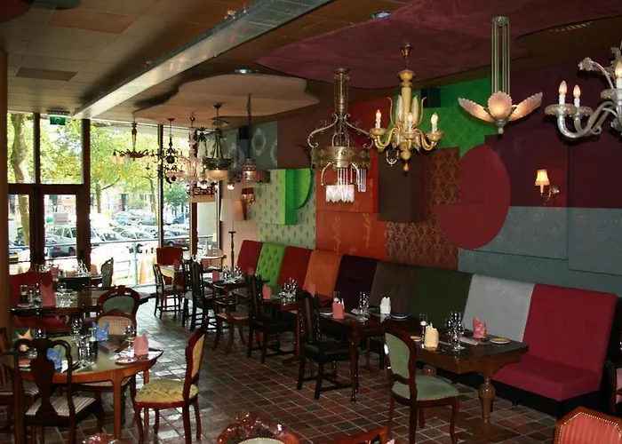 Hotel Art Rotterdam-fully Renovated 4*