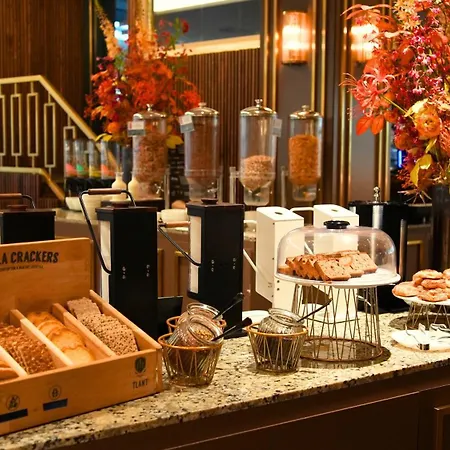 Art Rotterdam-fully Renovated Hotel