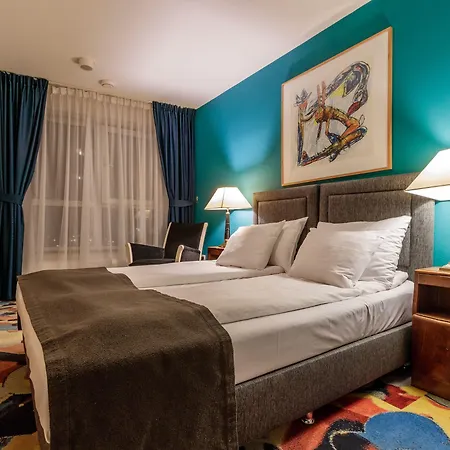 Art Rotterdam-fully Renovated 4*